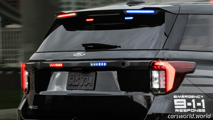 Жительница Техаса позволила ребенку младше 10 лет сесть за руль и узнала, почему этого не следует делать | Carscoops